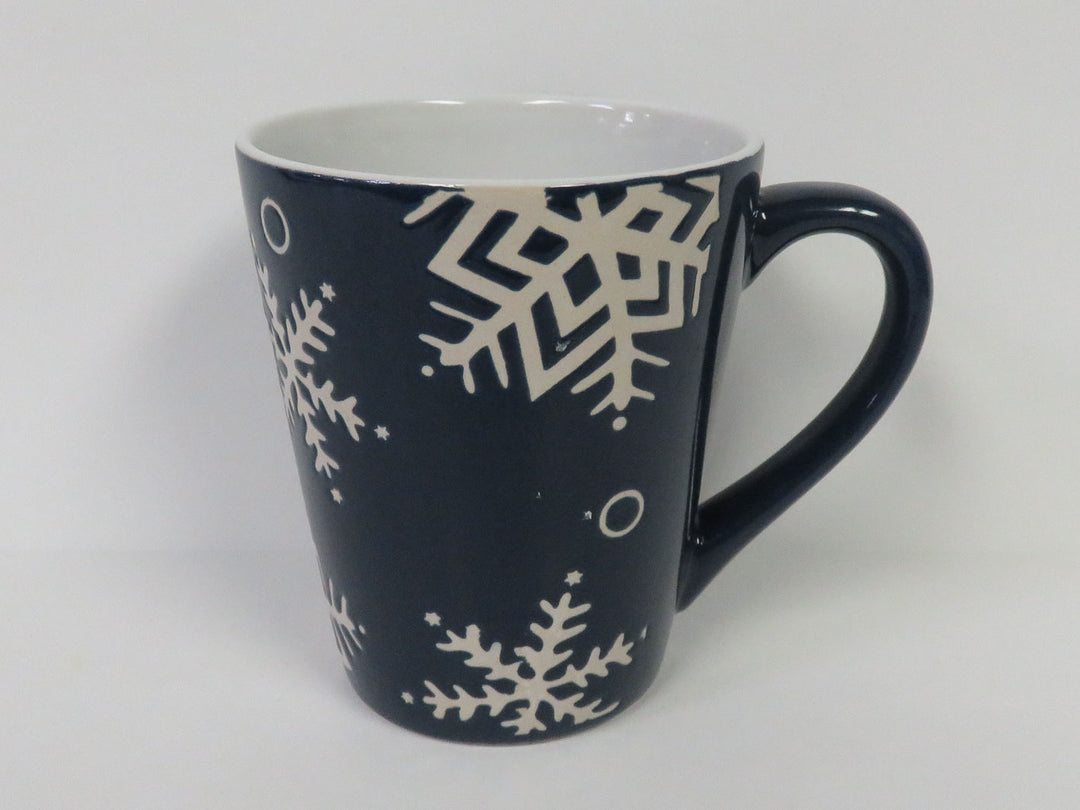 Set of 8 Pfaltzgraff Snowflake Mugs