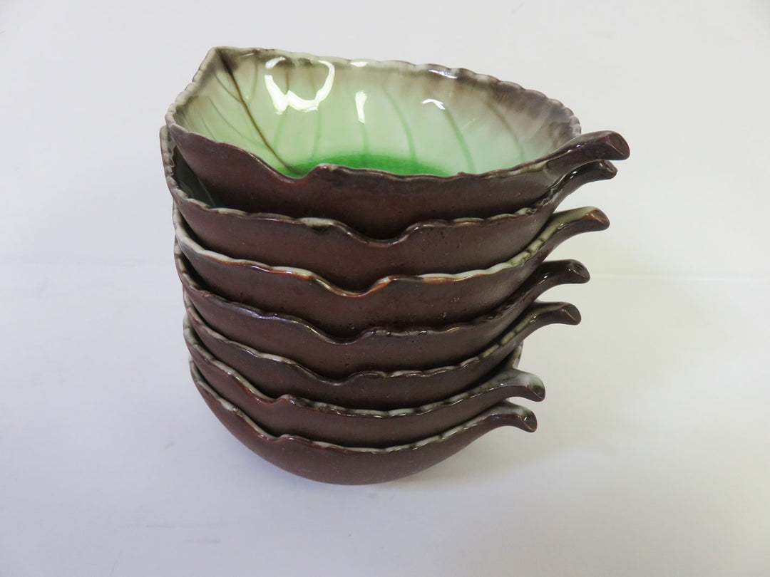 Ruffled Edge Leaf Bowls