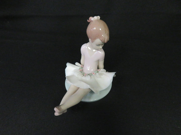 Lladró "Rosey Posey" Figurine