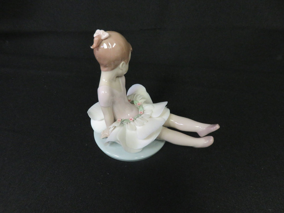 Lladró "Rosey Posey" Figurine