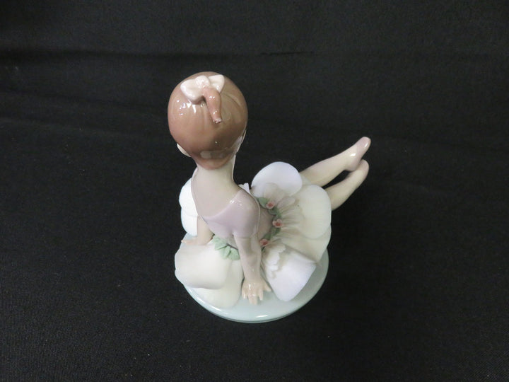 Lladró "Rosey Posey" Figurine