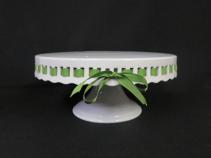 Ribbon Rimmed Cake Plate