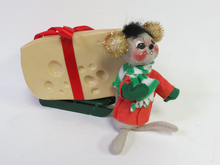 Annalee Mouse with Cheese Wedge