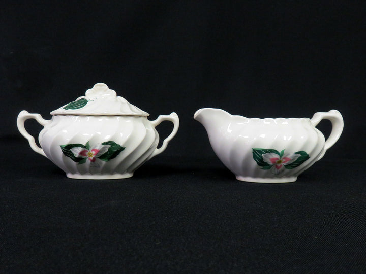 Vintage Royal China Trillium Set