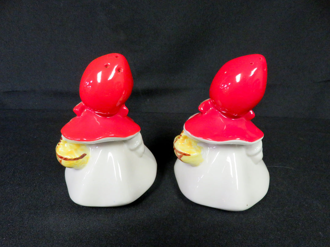 Hull Red Riding Hood Salt & Pepper