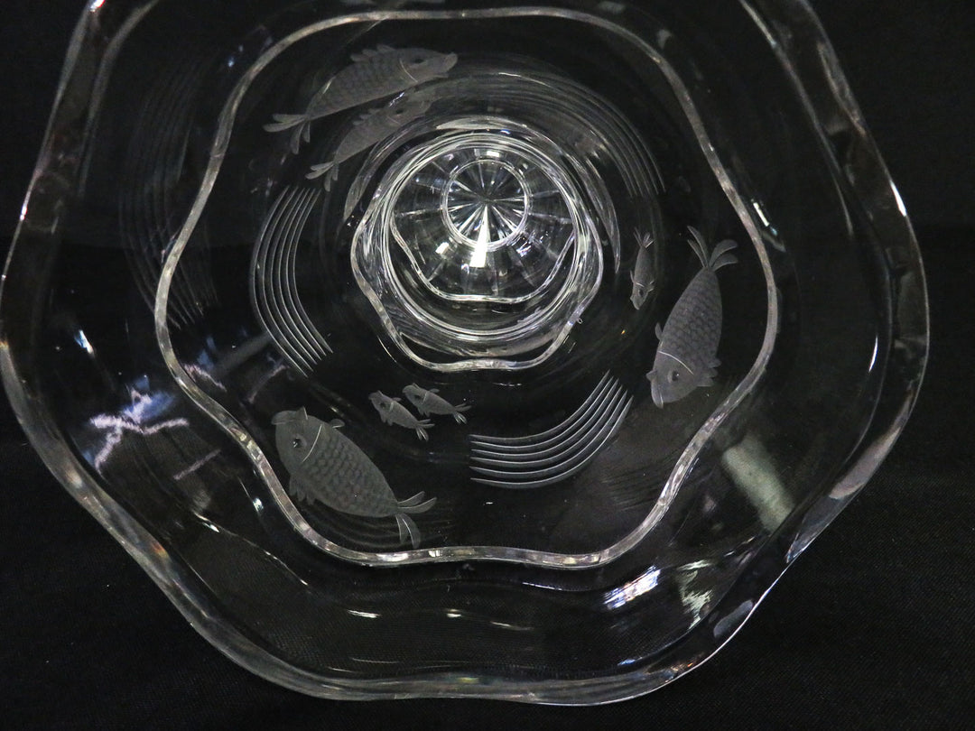 Crystal Fish Motif Vase