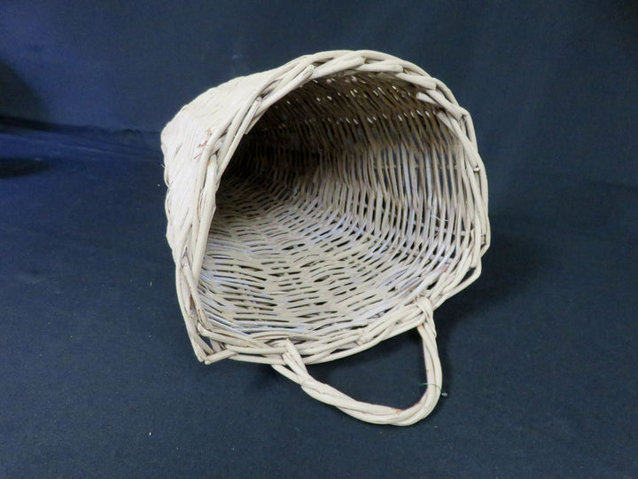 Wall Pocket Basket