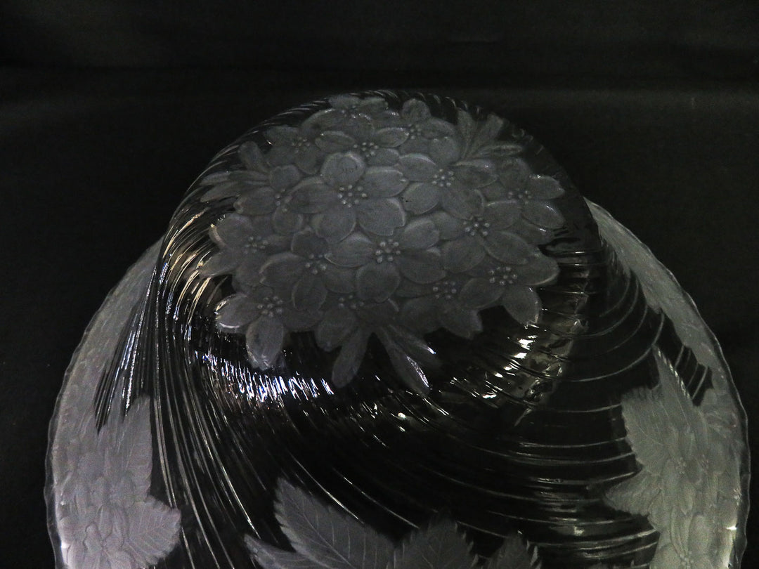 Tiffin Frosted Flower Blossom Bowl