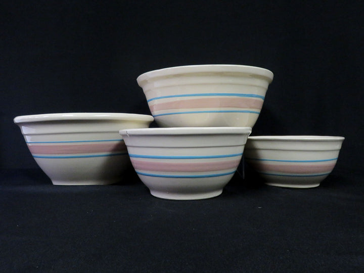 McCoy Mixing Bowl Set