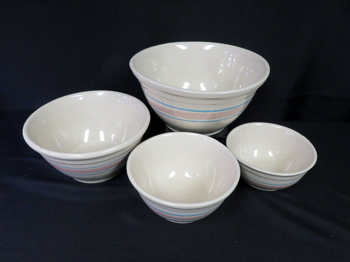 McCoy Mixing Bowl Set