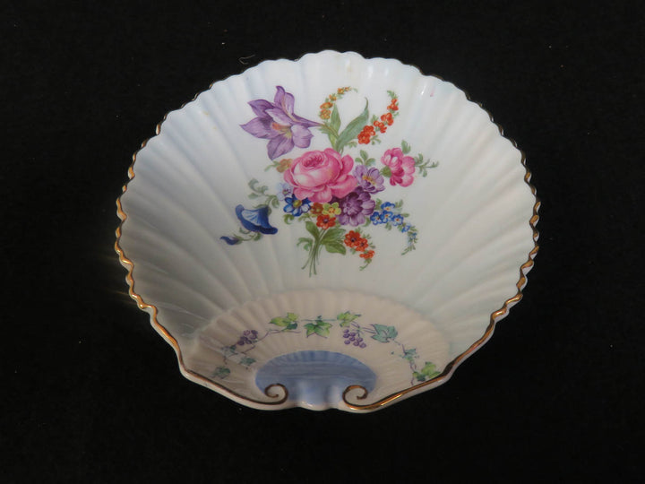 English Shell-Shaped Trinket Dish