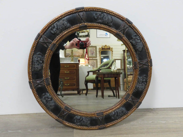 Round Mirror