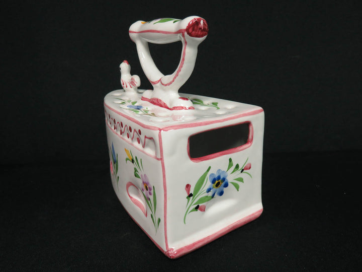 Pot Pourri Ceramic Iron