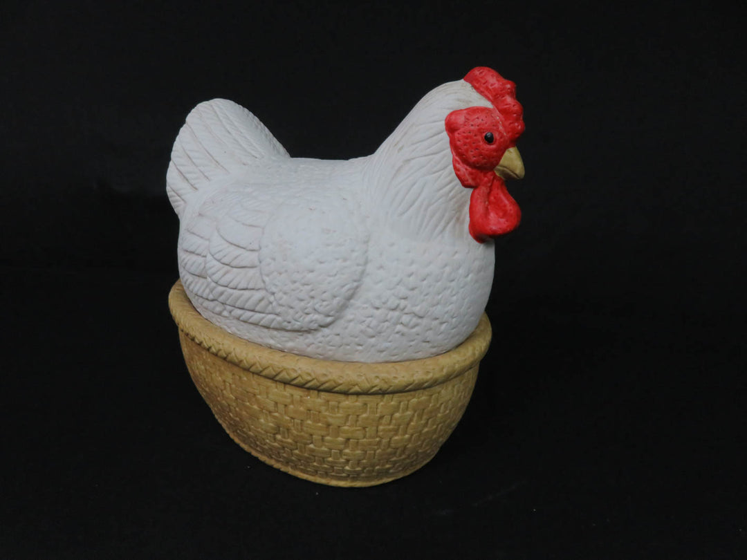 Poultry Lidded  Box