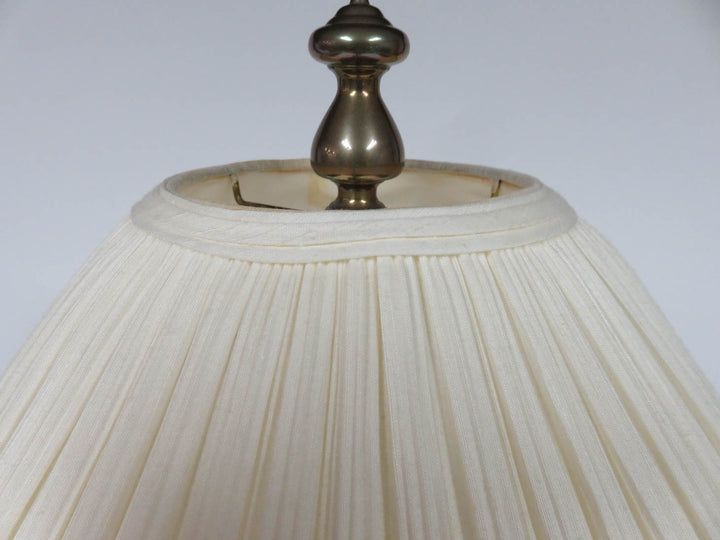 Swirled Glass Table Lamp