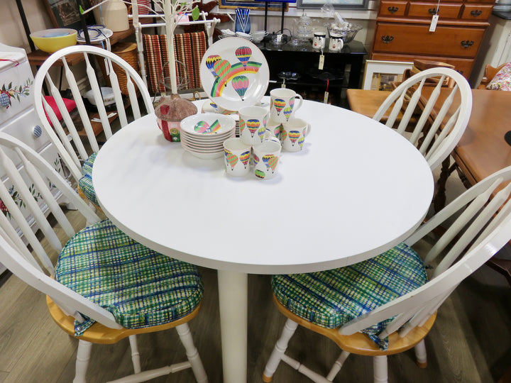 White Laminate Kitchen Table & Chairs