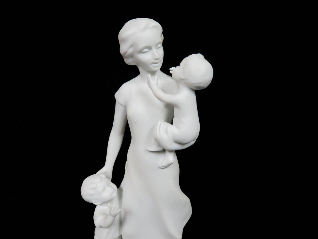Kaiser Figurine of Woman