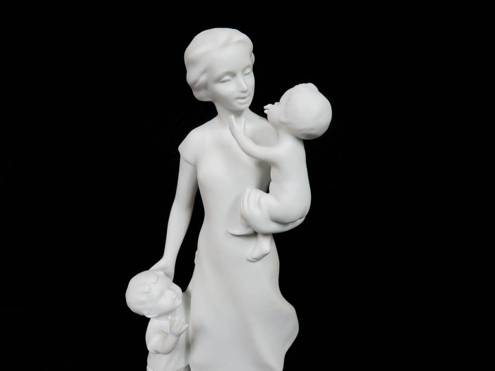 Kaiser Figurine of Woman