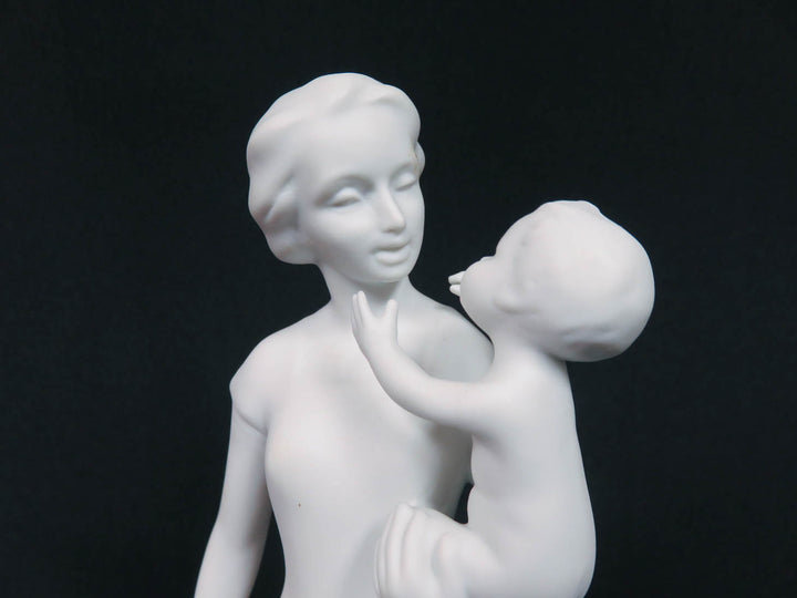 Kaiser Figurine of Woman