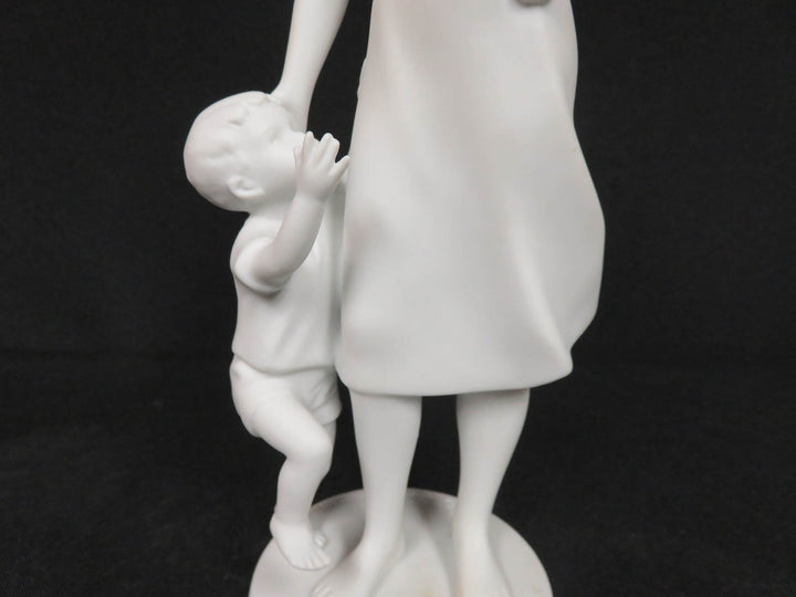 Kaiser Figurine of Woman
