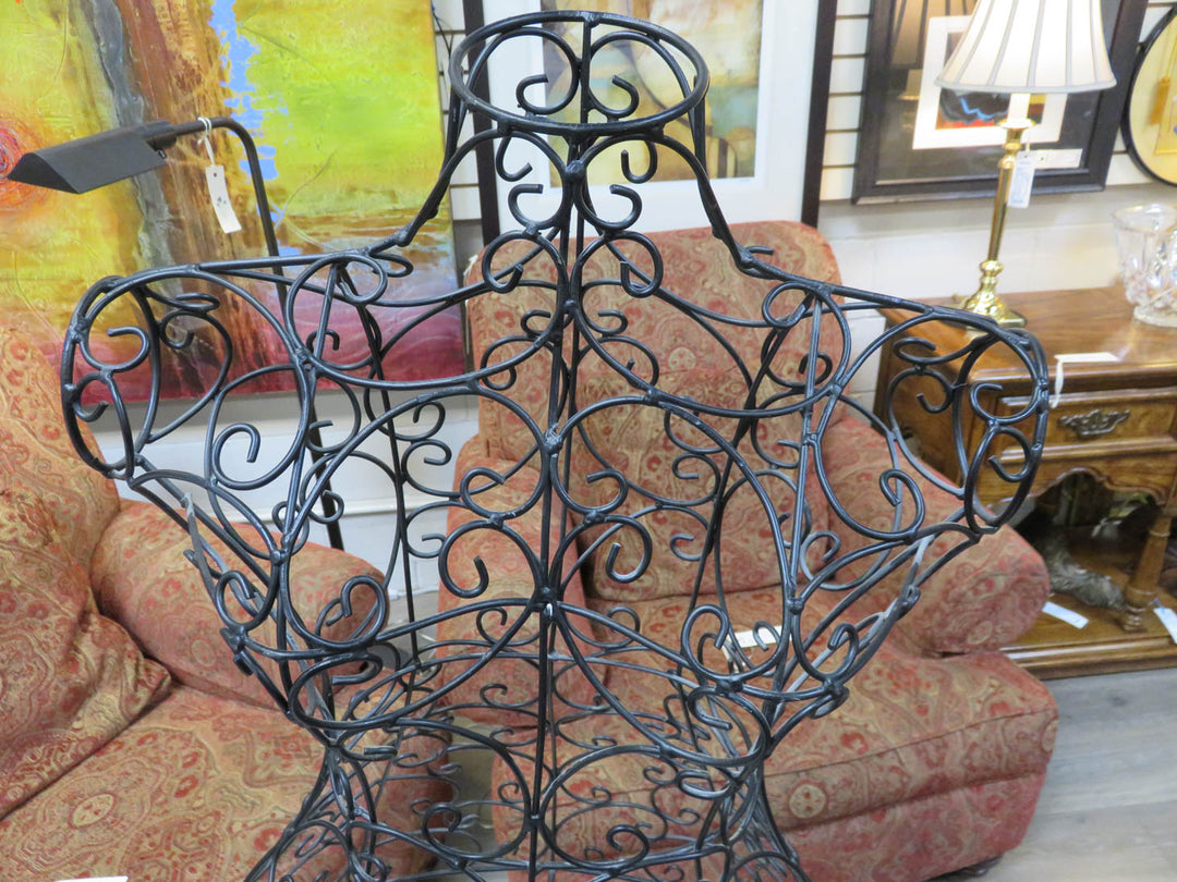 Black Metal Dress Stand