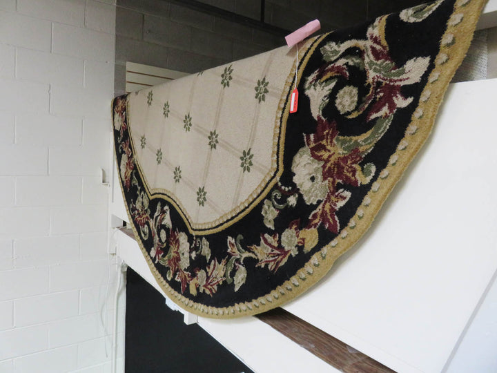 Round Wool Area Rug