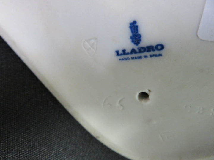 Lladró Figurine