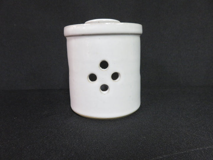 Farmhouse Pottery Garlic Keeper