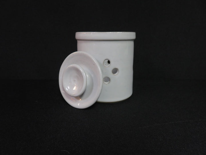 Farmhouse Pottery Garlic Keeper