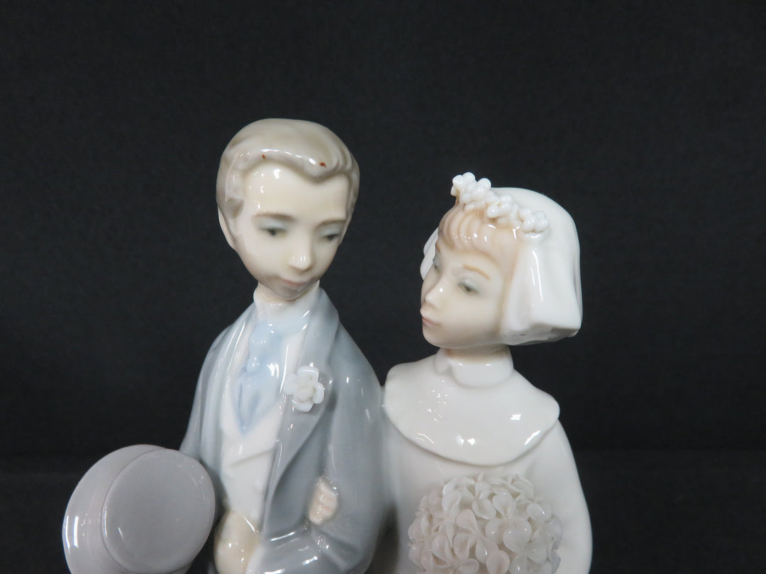 Lladró Vintage Wedding Couple