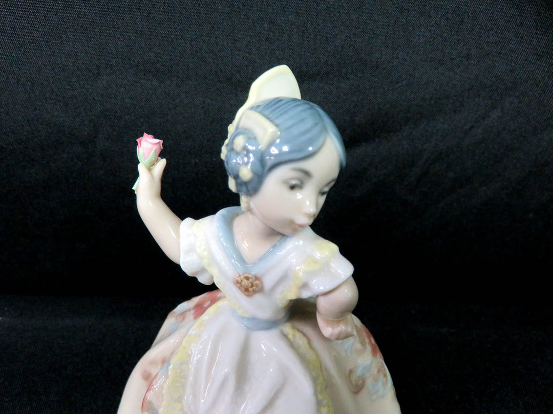 Lladró Figurine