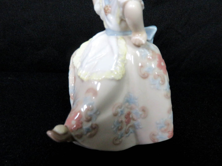 Lladró Figurine