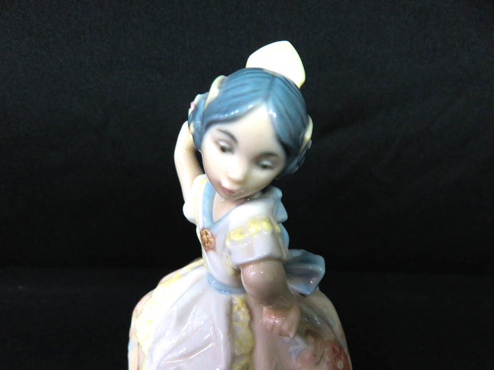 Lladró Figurine