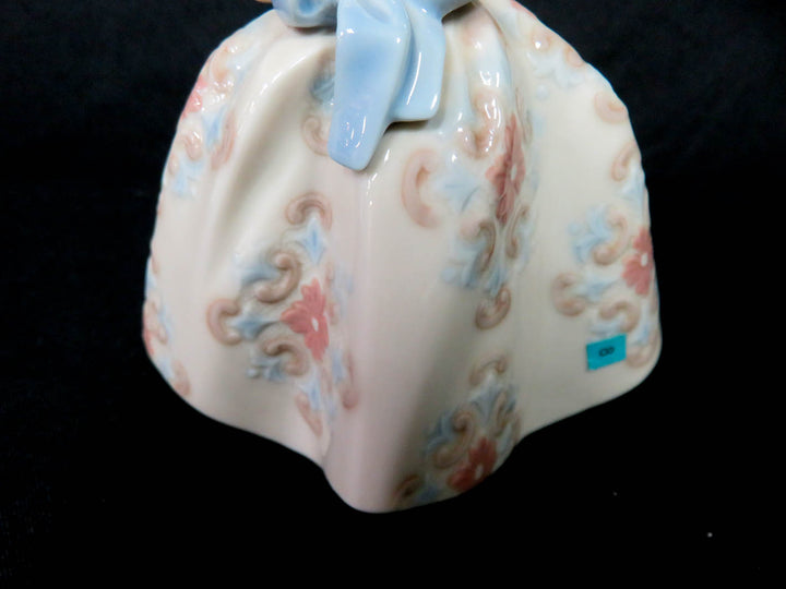 Lladró Figurine