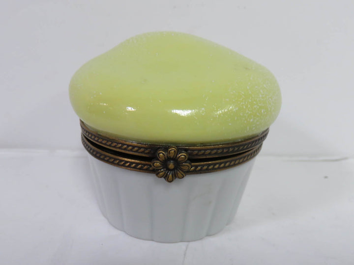 Eximious Limoges Trinket Box