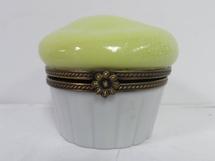 Eximious Limoges Trinket Box