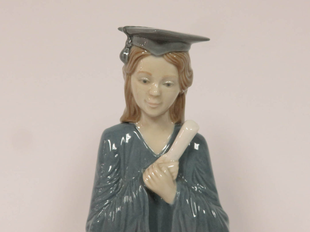 Nadal Graduate Figurine