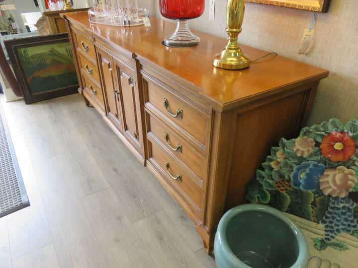 Thomasville Regency Dresser