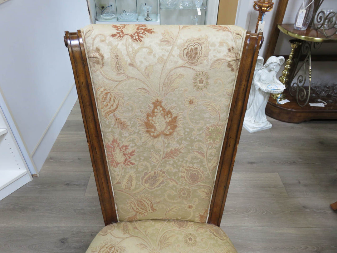 Drexel Heritage Dining Table & Chairs