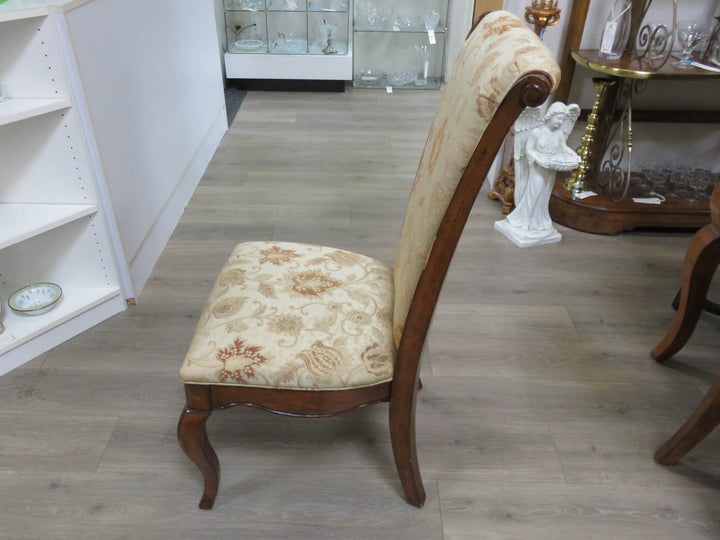 Drexel Heritage Dining Table & Chairs