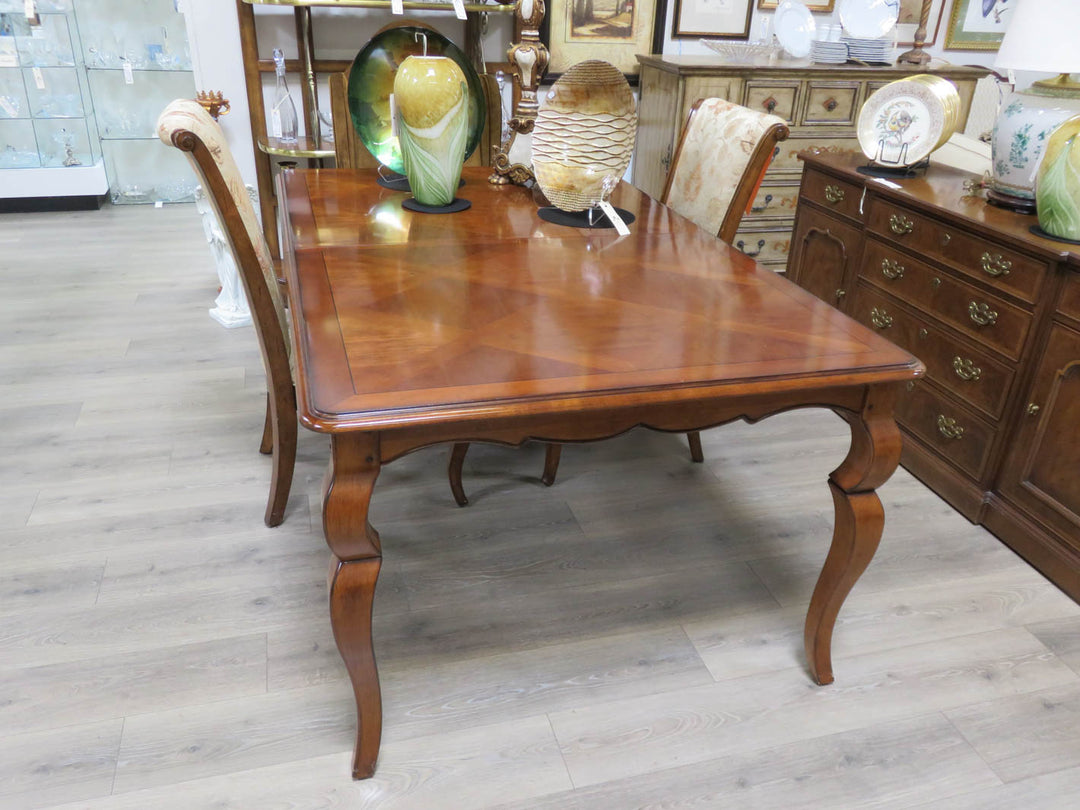 Drexel Heritage Dining Table & Chairs