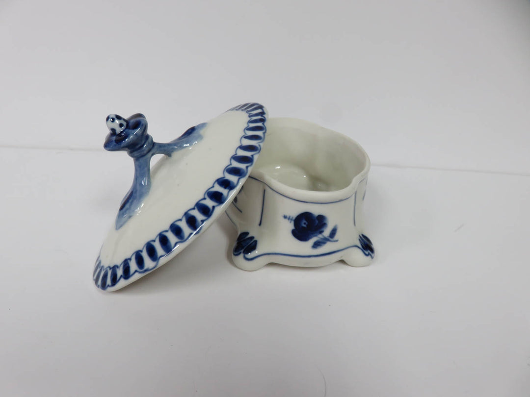 Gzhel Trinket Box