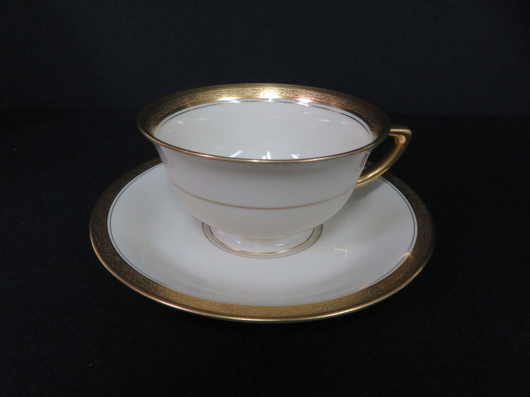 Heinrich & Co China Set