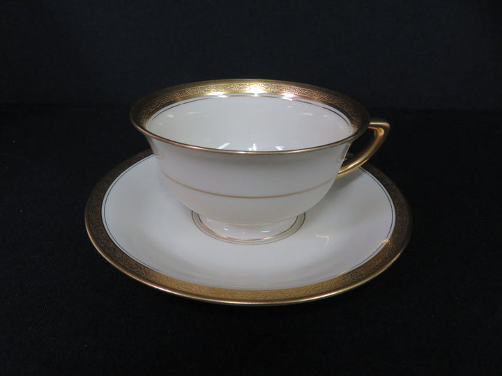 Heinrich & Co China Set