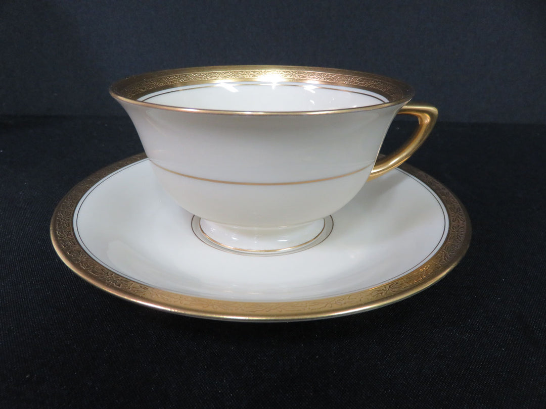 Heinrich & Co China Set