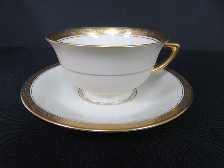 Heinrich & Co China Set