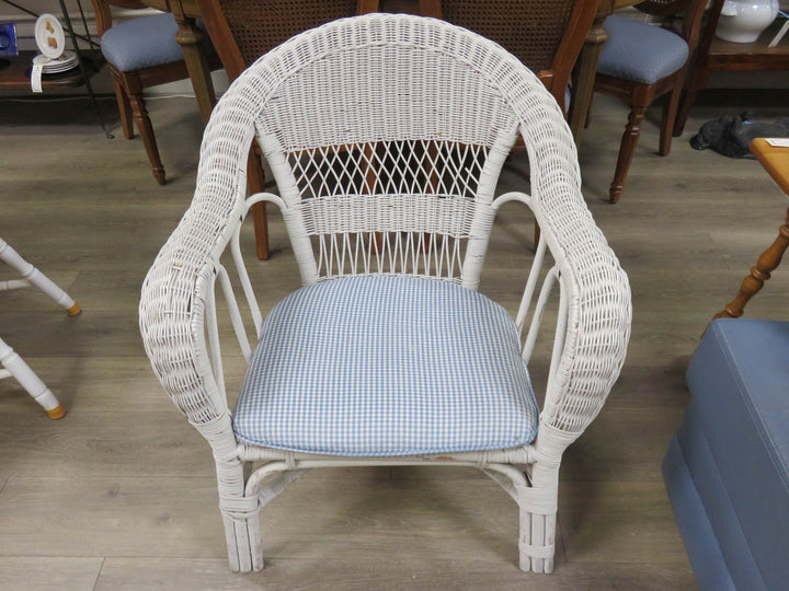 White Wicker Painted  Porch Chair