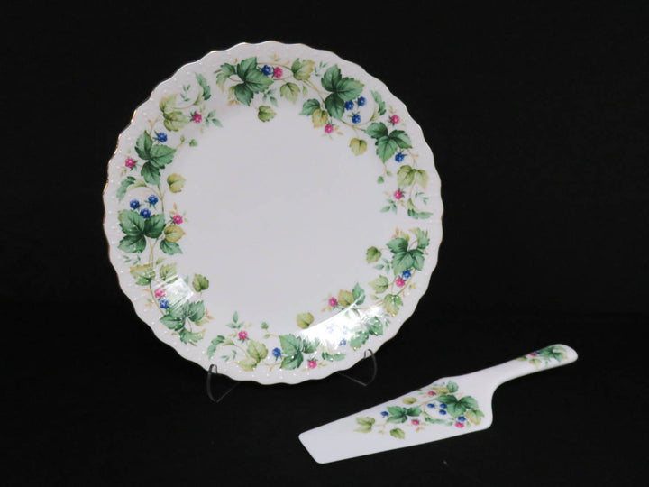Andrea by Sadak Cake Plate Set