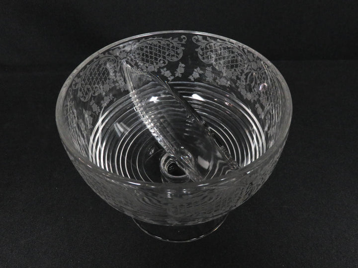 Round Pedestal Base Divided Bowl