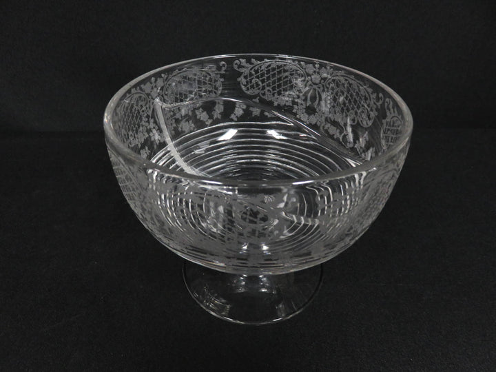 Round Pedestal Base Divided Bowl